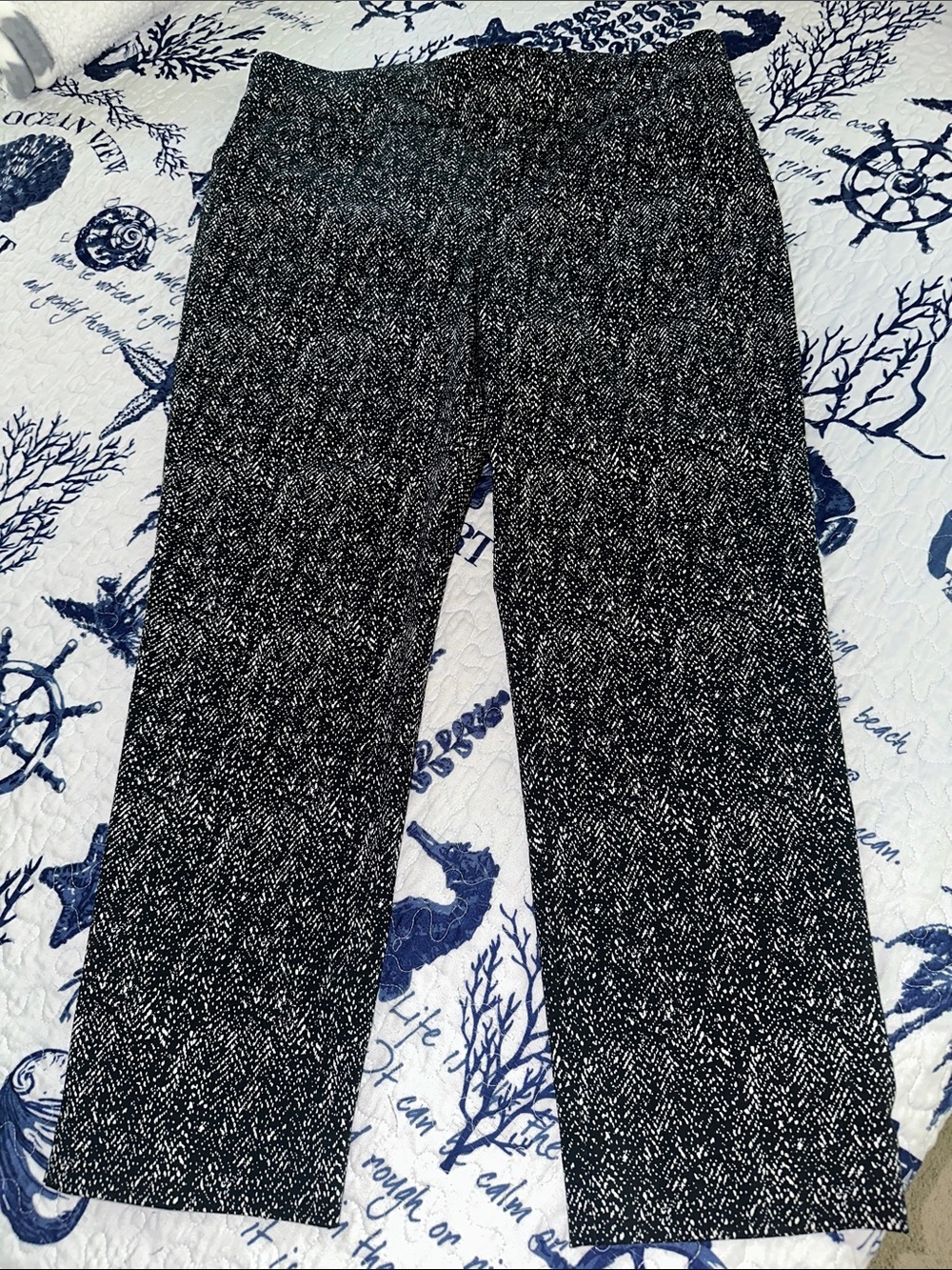 Chico's Black & White Cropped Trousers NWOT